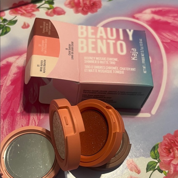 Beauty Bento Bouncy Mosaic Chrome Trio - Shimmer & Matte - Picture 1 of 3